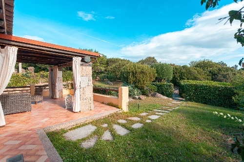 San Teodoro,    560&nbsp;000 &euro;