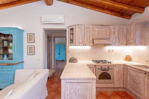 San Teodoro,    560&nbsp;000 &euro;