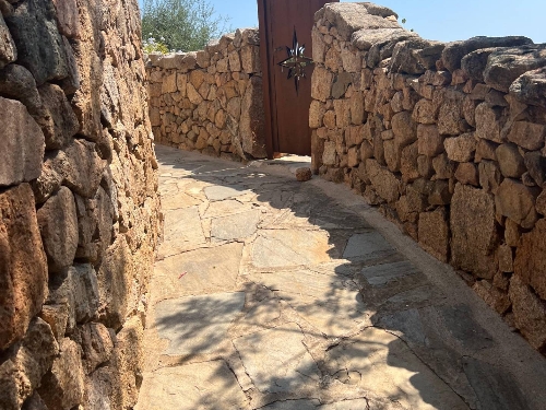 Arzachena,    750&nbsp;000 &euro;