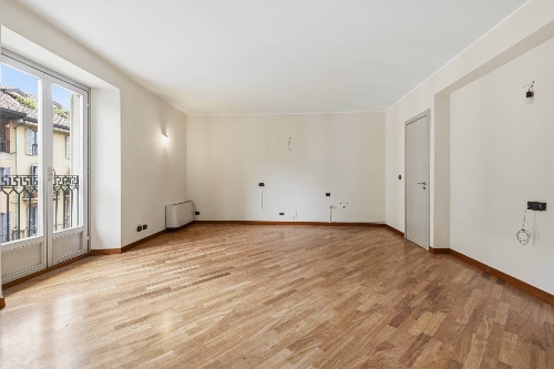 Milan,   1&nbsp;550&nbsp;000 &euro;