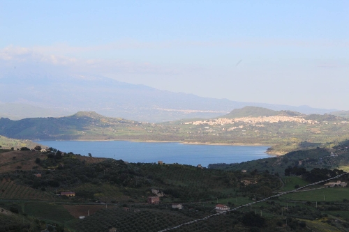 Agira,    320&nbsp;000 &euro;