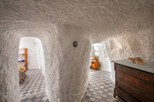 Ponza,   1&nbsp;870&nbsp;000 &euro;