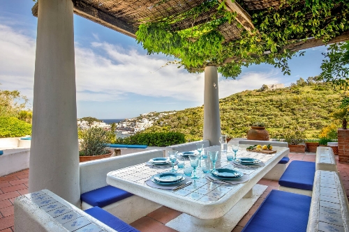 Ponza,   1&nbsp;870&nbsp;000 &euro;