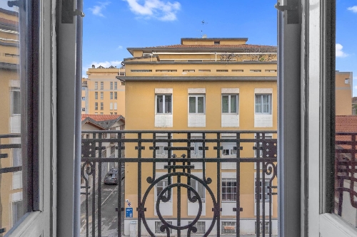 Milan,    480&nbsp;000 &euro;