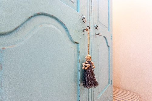 San Teodoro,    630&nbsp;000 &euro;