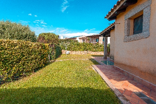 San Teodoro,    630&nbsp;000 &euro;