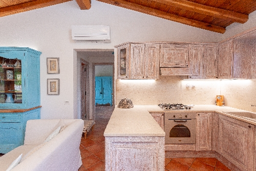 San Teodoro,    630&nbsp;000 &euro;