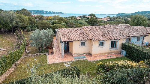 San Teodoro,    630&nbsp;000 &euro;