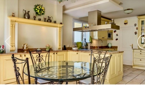 Nernier,   1&nbsp;950&nbsp;000 &euro;