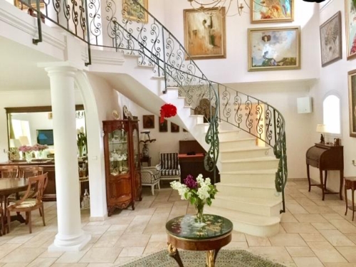 Nernier,   1&nbsp;950&nbsp;000 &euro;