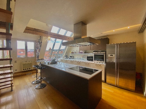 Besançon,    424&nbsp;000 &euro;