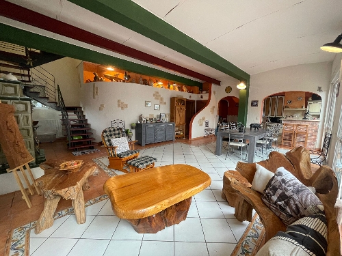 Besançon,    685&nbsp;000 &euro;