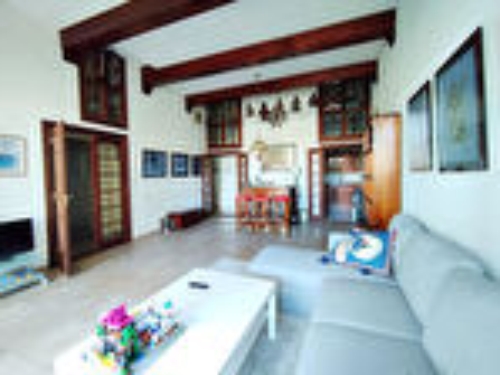 Agde,    714&nbsp;000 &euro;