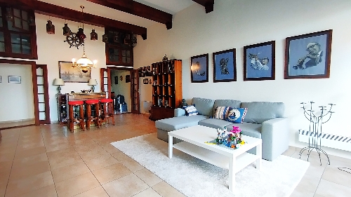 Agde,    714&nbsp;000 &euro;