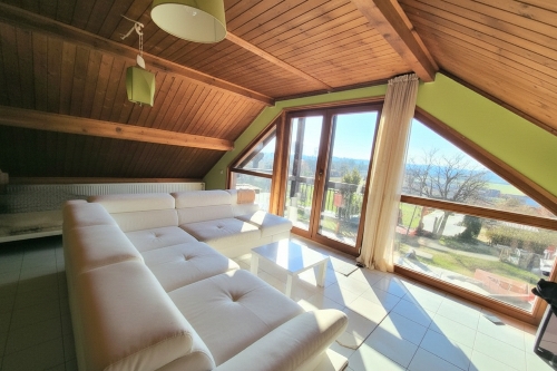 L'hôpital du Grosbois,   1&nbsp;570&nbsp;000 &euro;