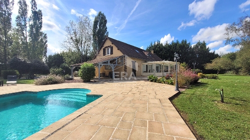 ROEZE SUR SARTHE,    499&nbsp;800 &euro;