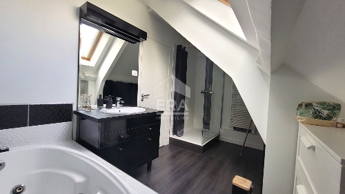ROEZE SUR SARTHE,    499&nbsp;800 &euro;